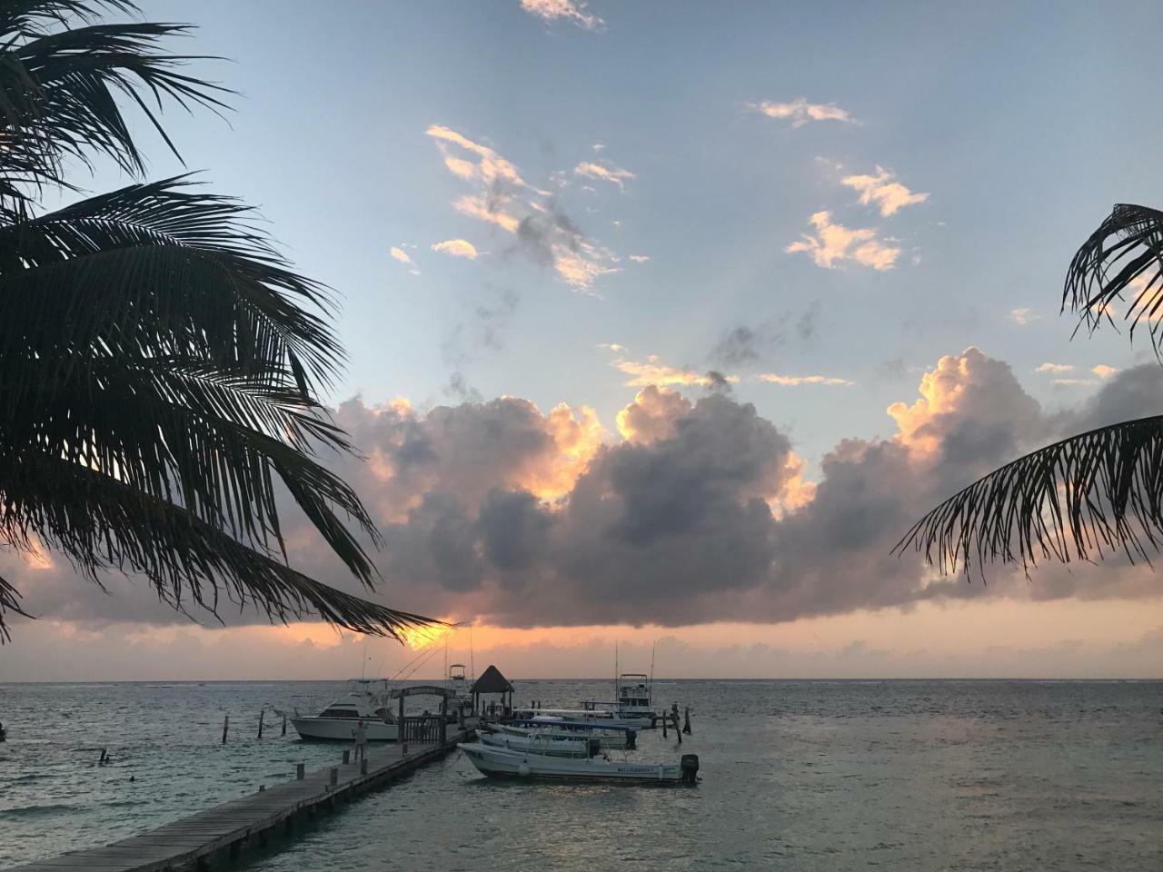 Hotel Puerto Corcho Puerto Morelos Kültér fotó